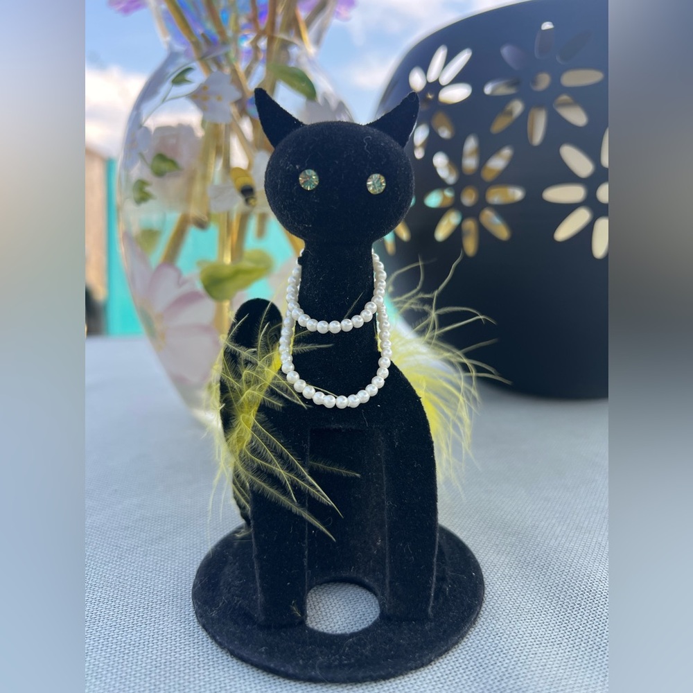 1960 Vintage Black Velvet Max Factor Cat Perfume Stand w/Yellow Feather Details